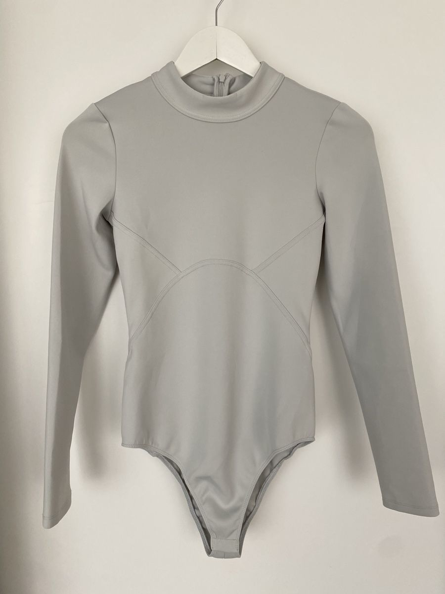 Zara Top: Body ZARA gris, S – Nuovo (secondo la descrizione) da Bussigny venduto da cac_q2c6 3