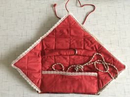 Etui, Rolle für Schmuck