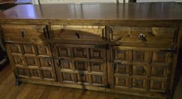 Sideboard Holz braun 3 Tueren 3 Schubladen guter Zustand