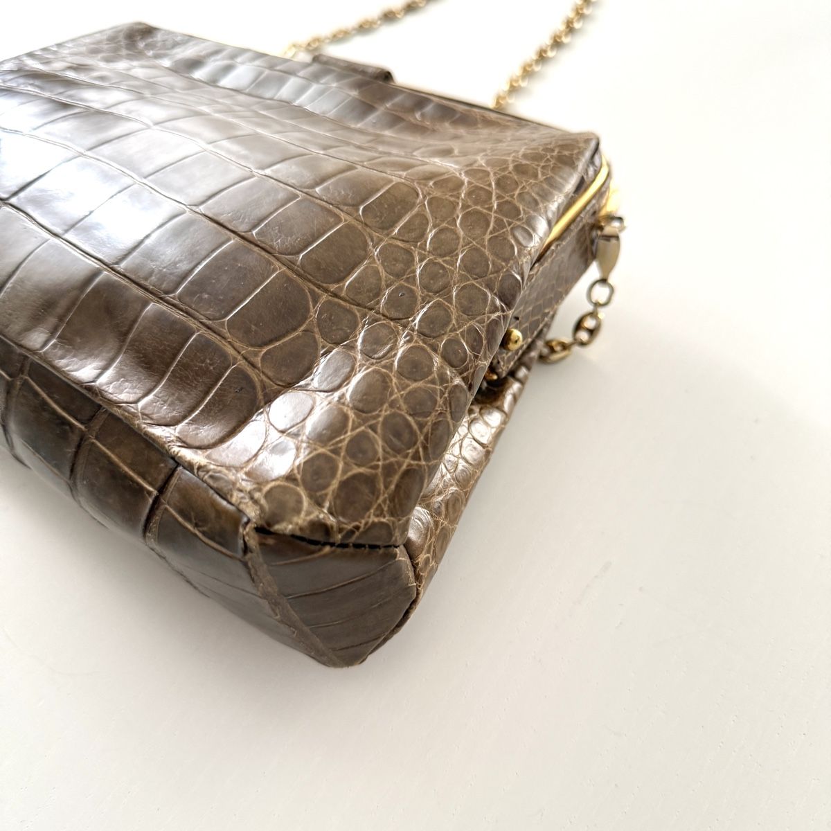 Taschen für Damen: VINTAGE Crocodile Leather Bag – Gebraucht aus Emmen von Avviivva_Com2023 4