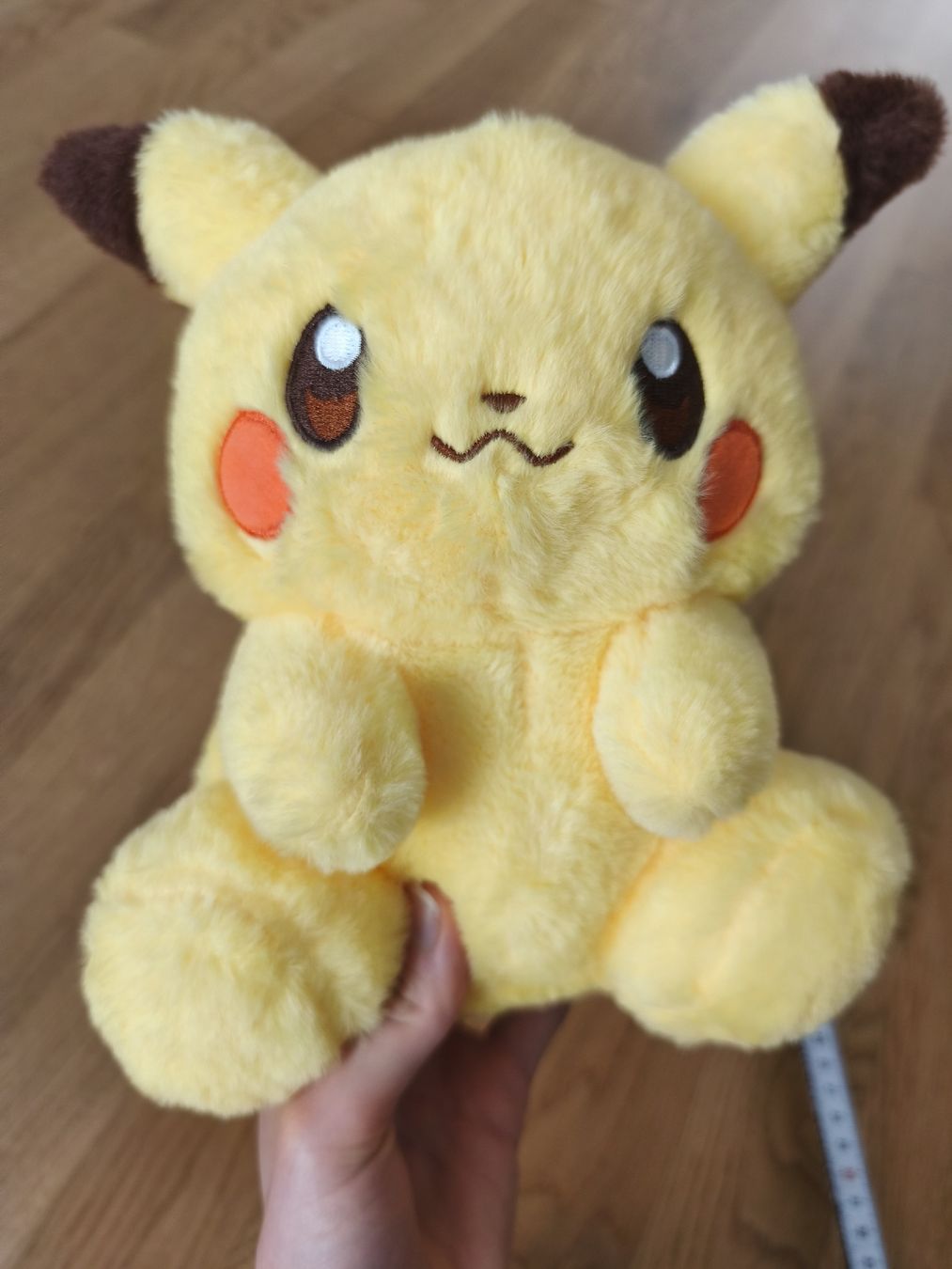 Pokémon Giocattoli: herziges Pokémon Pikachu Plüschtier – Nuovo (secondo la descrizione) da Näfels venduto da ChocolateMuffin