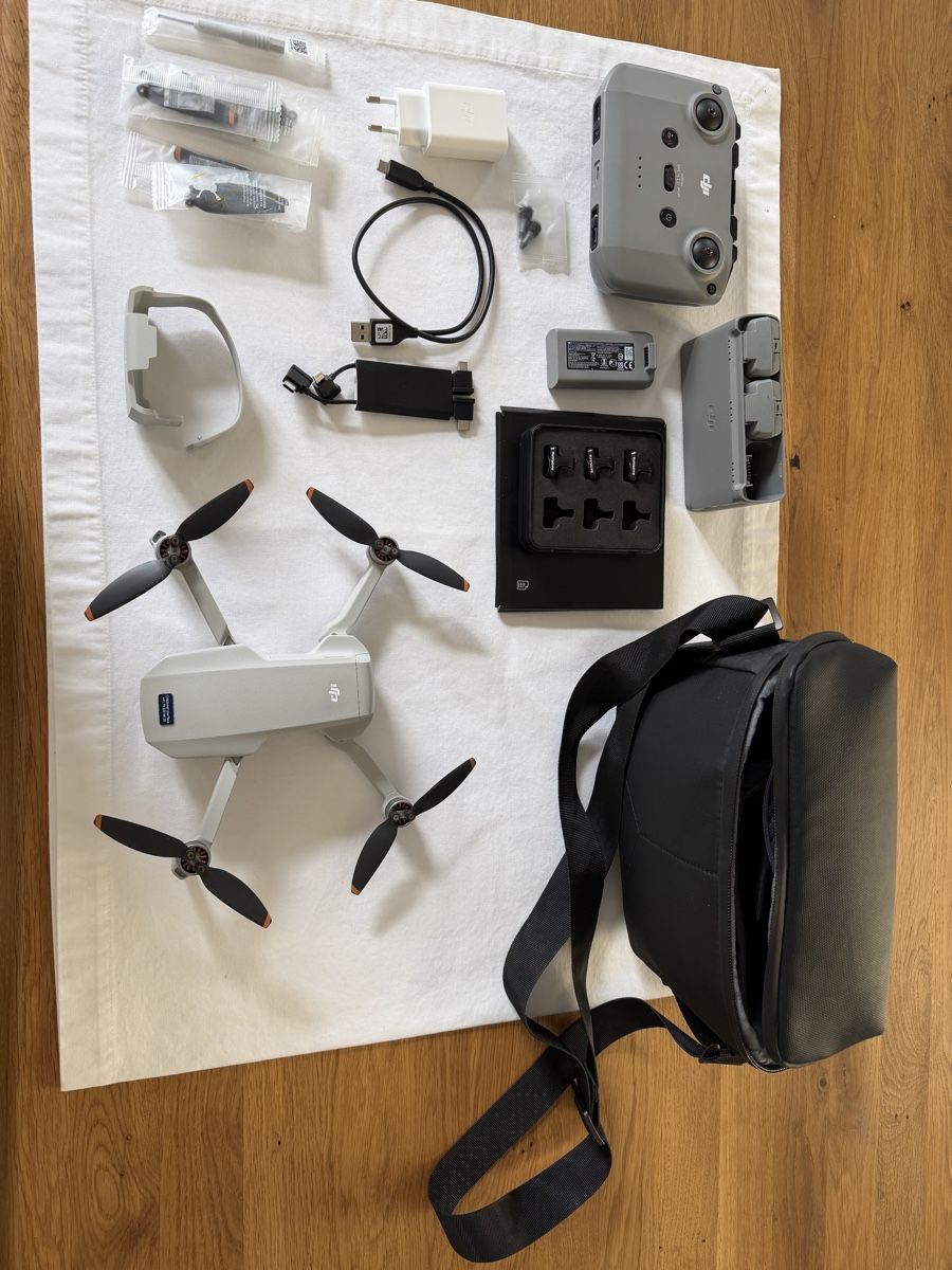 DJI Mini 2 Fly More Combo inkl. Zusätzliches Zubehör (Gebraucht) in ...