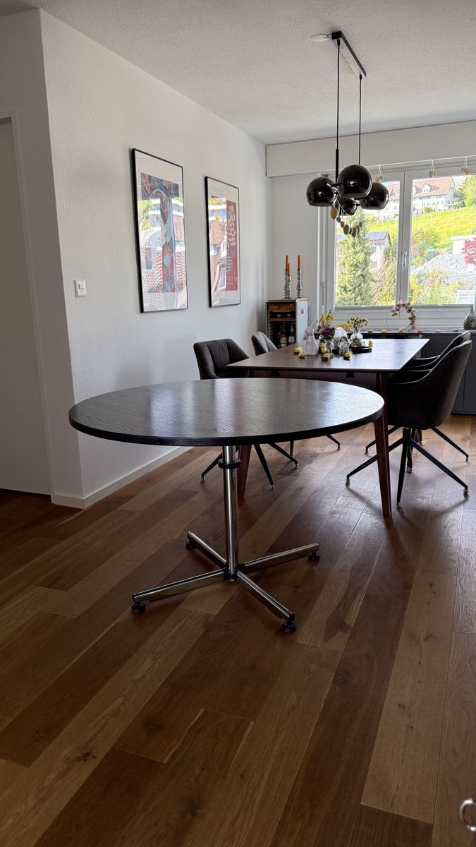 Tavoli: USM Kitos Tisch rund | Eiche | schwarz | 110cm – Usato da Zürich venduto da andreamsmind 3