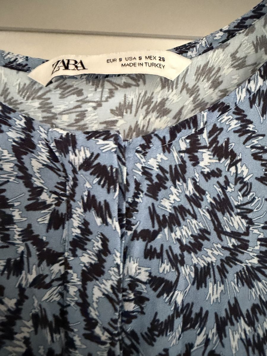 Zara Vestiti: Kleid ZARA blau gemustert Grösse S – Usato da Widnau venduto da freipe 1