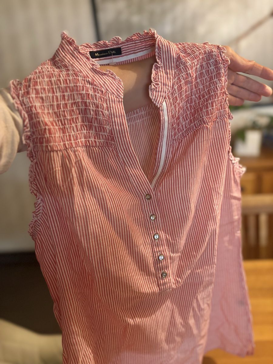 Massimo Dutti T-shirts: T shirt Massimo Dutti taille S – D'occasion à Attalens par Skorpionica 1