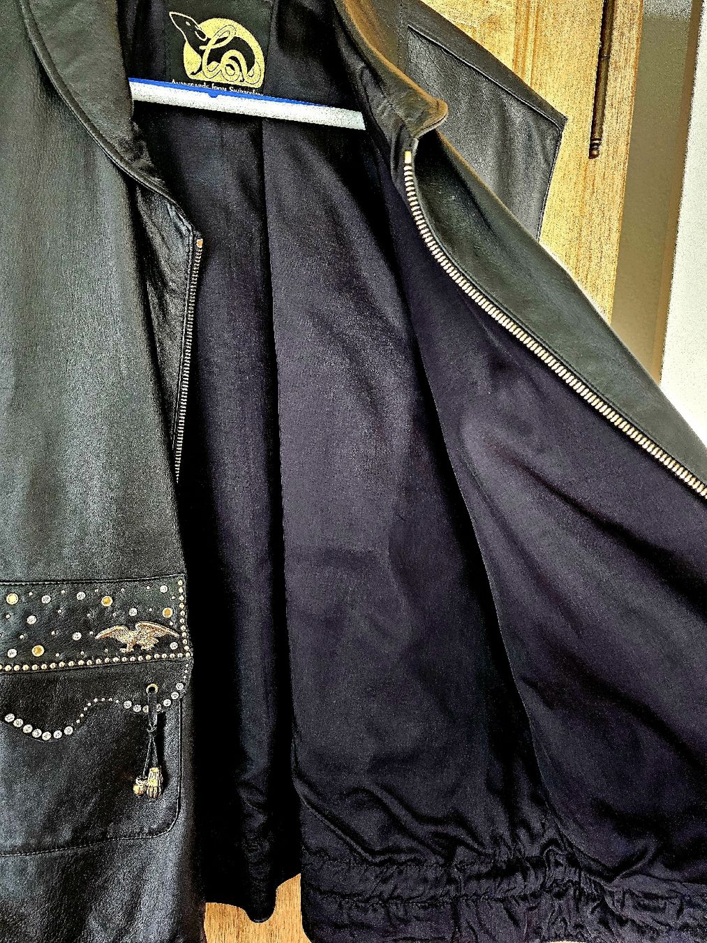 Gilet & Giacche senza maniche: HOCHWERTIGES LEDER GILET / EINZELSTÜCK! – Nuovo (secondo la descrizione) da Laupen BE venduto da AUSSIEGIRL1109 4
