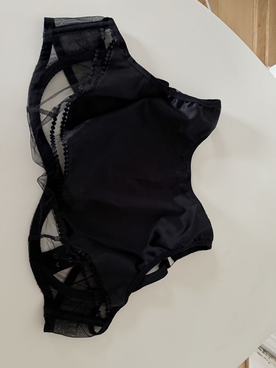 Sonstige Unterwäsche: Agent Provocateur underboob high-neck silk bra – Neu (gemäss Beschreibung) aus Baden von agora_newgeneration 4