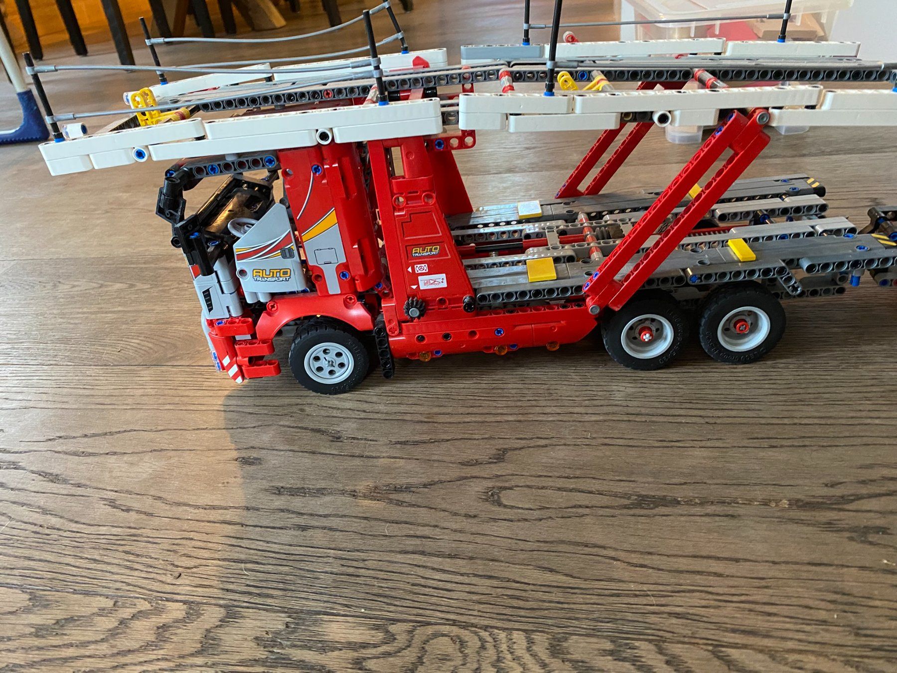 Lego Jeux de construction: Lego Technic Autotransporter 42098 – D'occasion à Affoltern am Albis par Suterp