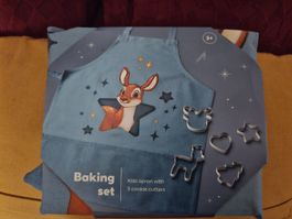 Set de pâtisserie enfant neuf avec 5 moules à biscuits