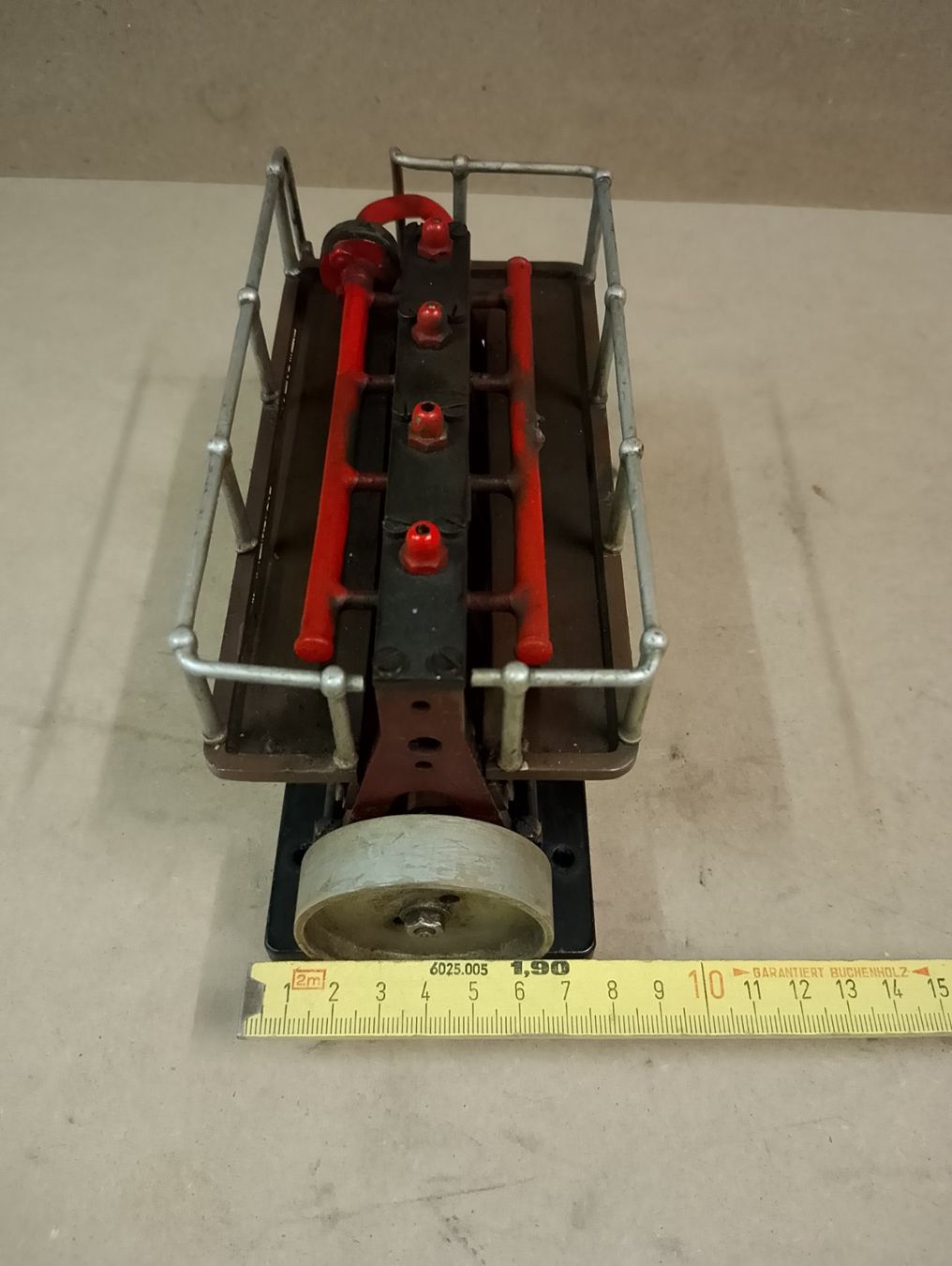 Kit di modellismo & Modellini statici: Dampfmaschine / 4 Zylinder Schiffsantriebsmodell Eigenbau – Usato da Safenwil venduto da dodgewc12 8