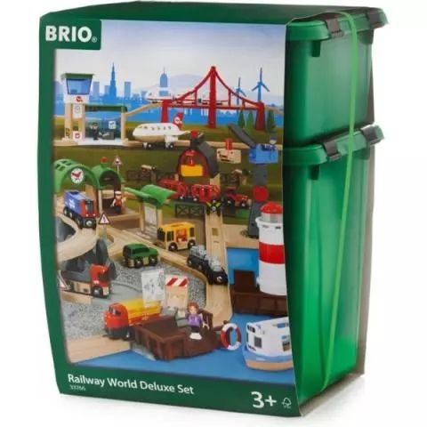 Brio Spielzeuge: Brio Railway World Deluxe Set plus extras – Gebraucht aus Zürich von joshuabloom
