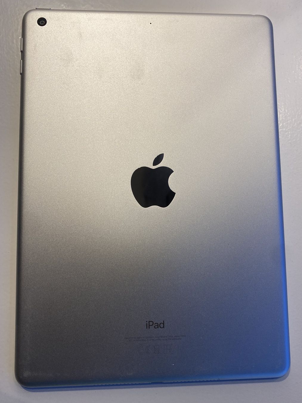 Apple Tablet PC: Ipad 6. Generation Wifi - 32 GB – Gebraucht aus Herrenschwanden von chipsiargus 1
