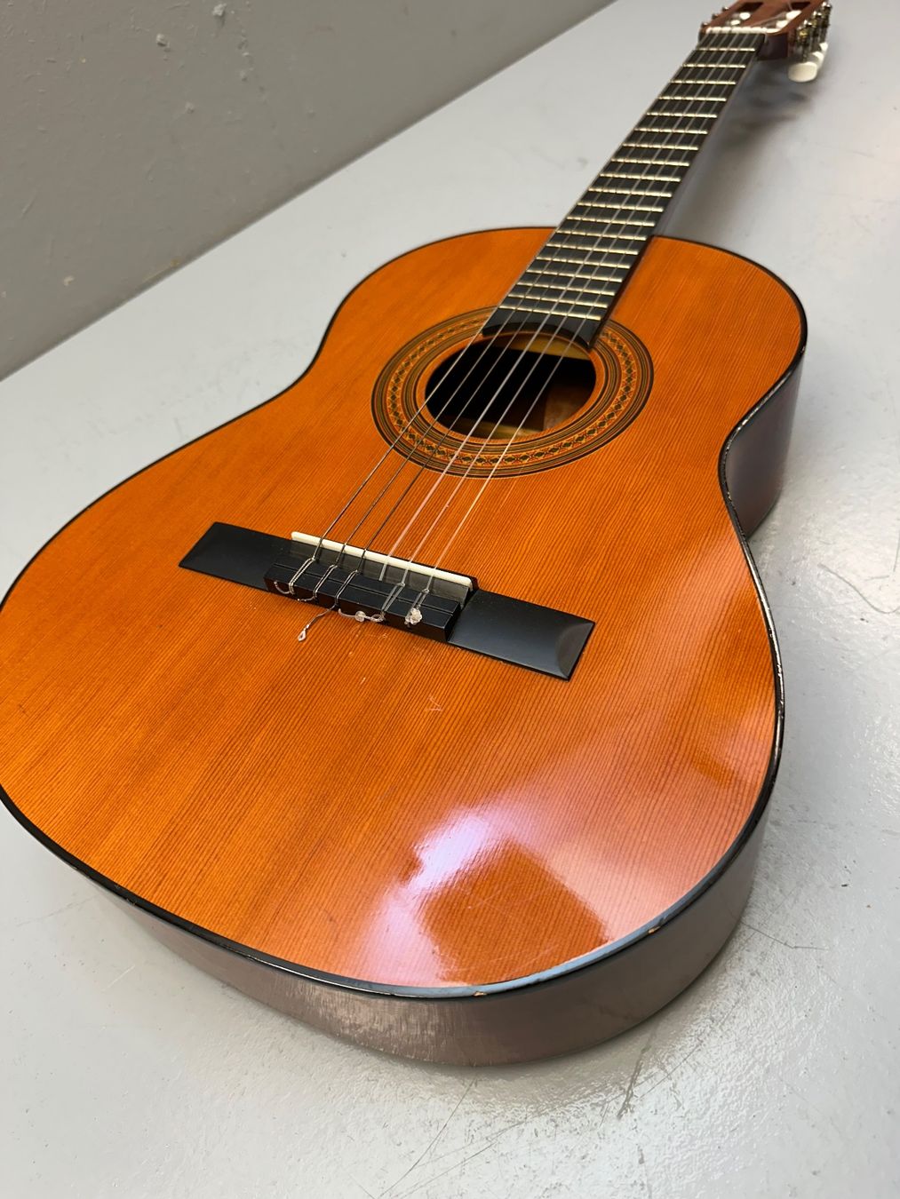 Strumenti musicali: GITARRE #3 AB 1.-!!! – Usato da Zürich venduto da NIKI777 8