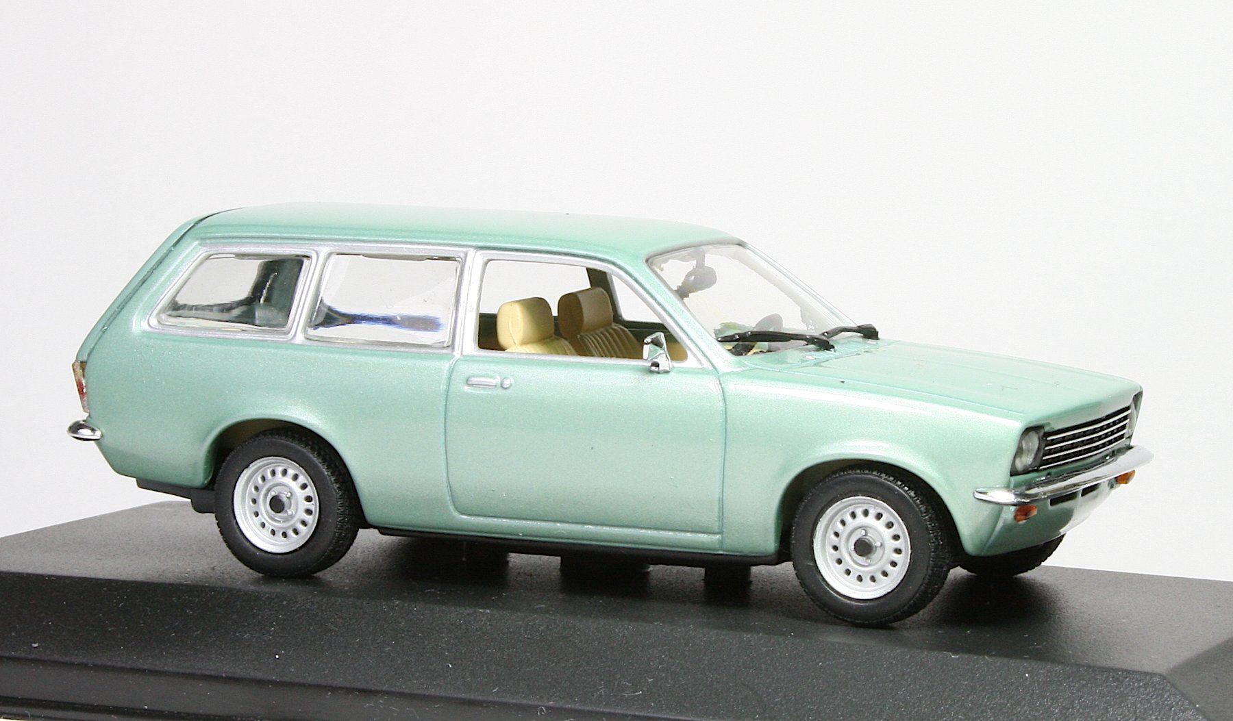 Minichamps Modellautos: Opel Kadett C Caravan, met. grün – Neu (gemäss Beschreibung) aus Elsau von Peekay8 7