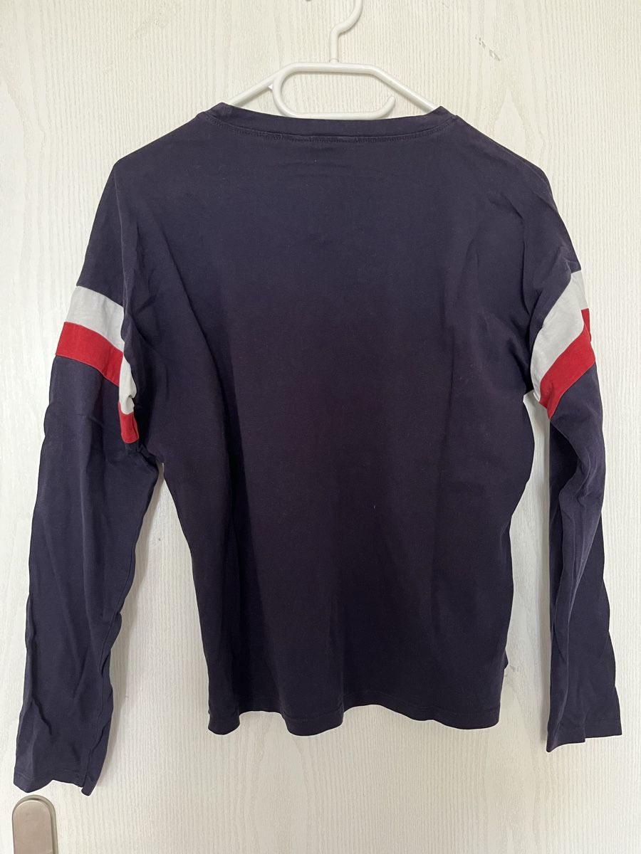 Pullover & Sweatshirts: Longsleeve dunkelblau – Gebraucht aus Bern von zauberschachteli 1