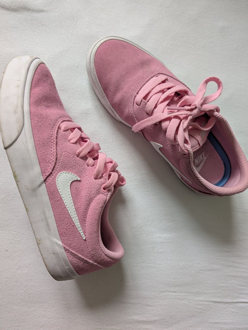 Nike Scarpe da donna: Rosa Sneakers von Nike, Grösse 37.5 – Usato da Greifensee venduto da Floh02