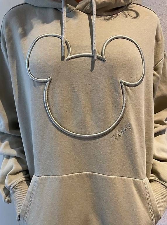 Maglioni & Felpe: grau-grüner Hoodie – Usato da Fribourg venduto da Bonscott18 2