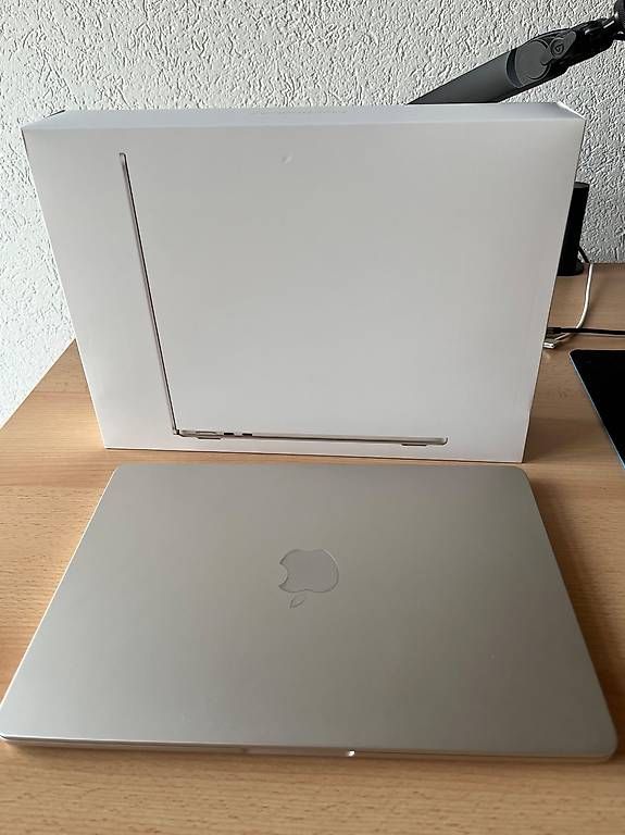 MacBook本体 M2 Apple MacBook Air 2022 512GB 16GB Macbook Air M2 (2022) 16Gb/512Gb CH (Gebraucht) in Würenlos für