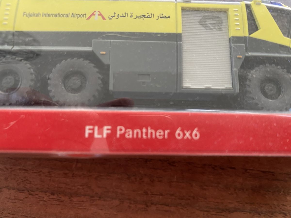Modellini d'auto: Rosenbauer FLF Panther 6x6 – Nuovo e nell'imballaggio originale da Kefikon ZH venduto da Gary97 4