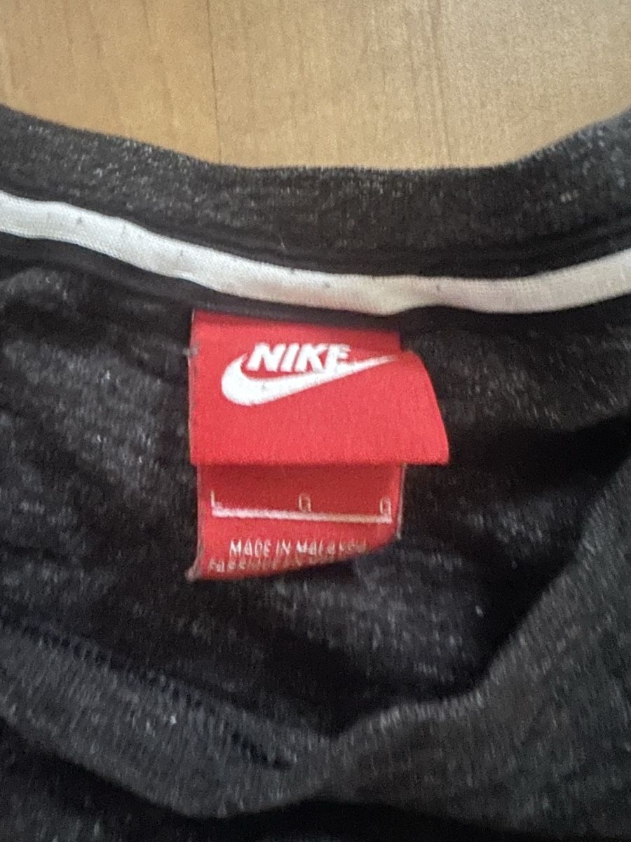 Nike T-shirt: Nike T-Shirt – Usato da Windlach venduto da Joice14 1