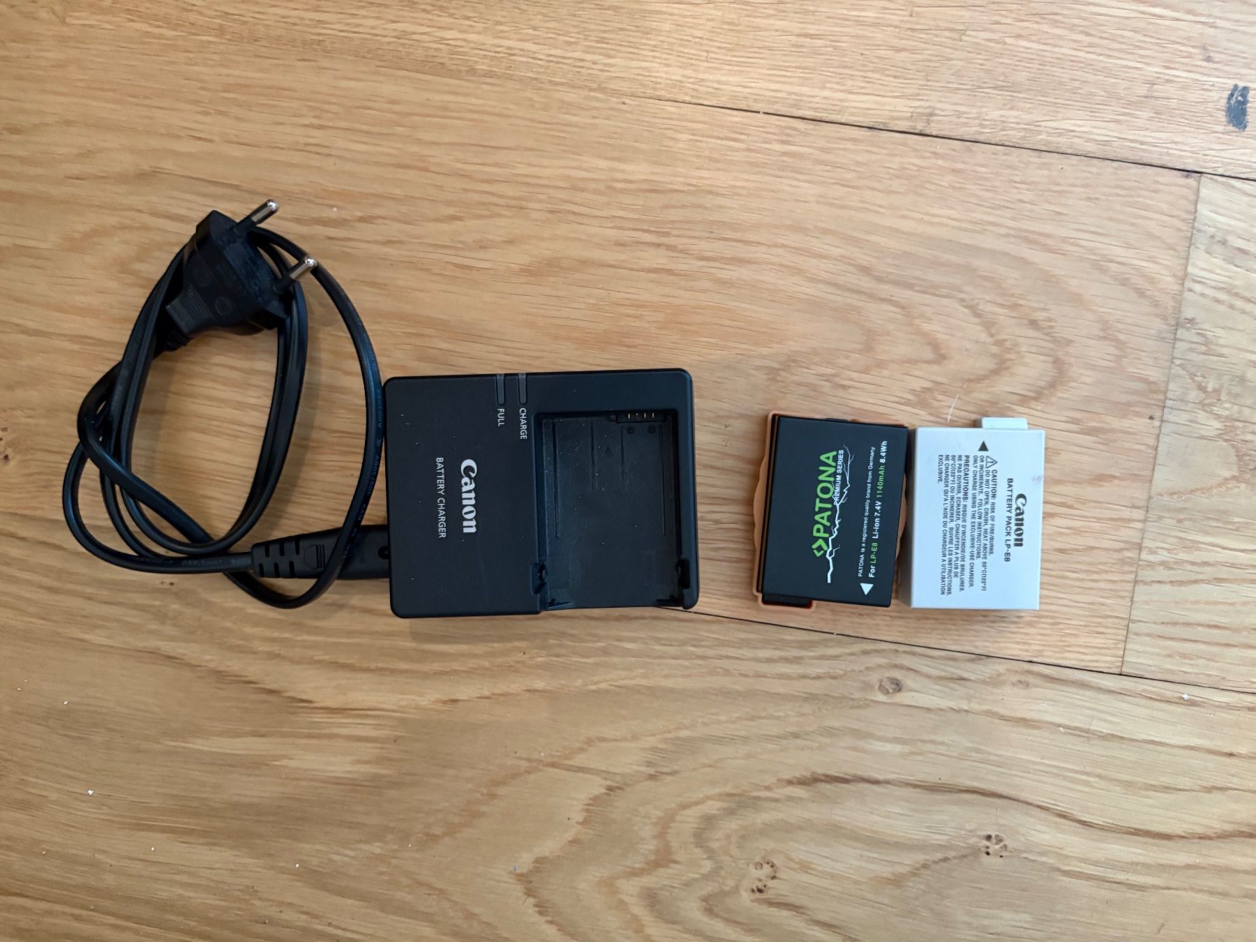 Canon Appareil photo: Canon EOS 700D Bundle – D'occasion à Rheineck par roh_b2yn 6