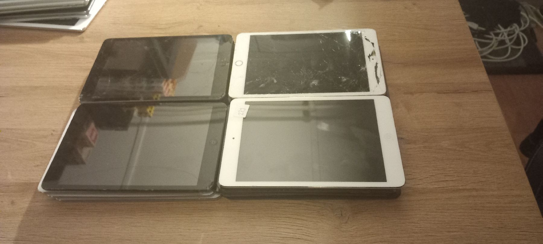 Apple Tablet PC: 18 iPad Mini / iPad Mini2 16GB bis 32GB – Difettoso da Wangen b. Olten venduto da NotraXXX 1