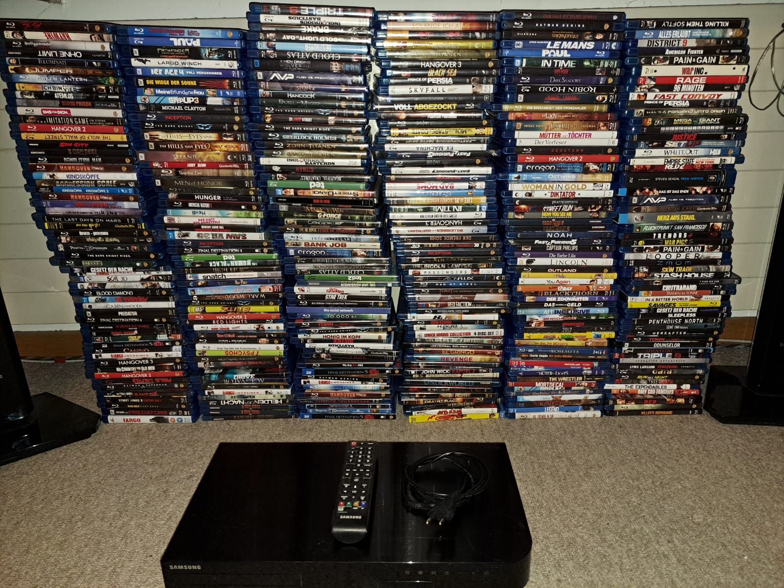 Samsung Home Cinema: BluRay sammlung 360stk mit Samsung 3D soundsystem – Usato da Turbenthal venduto da fatalbeauty 1