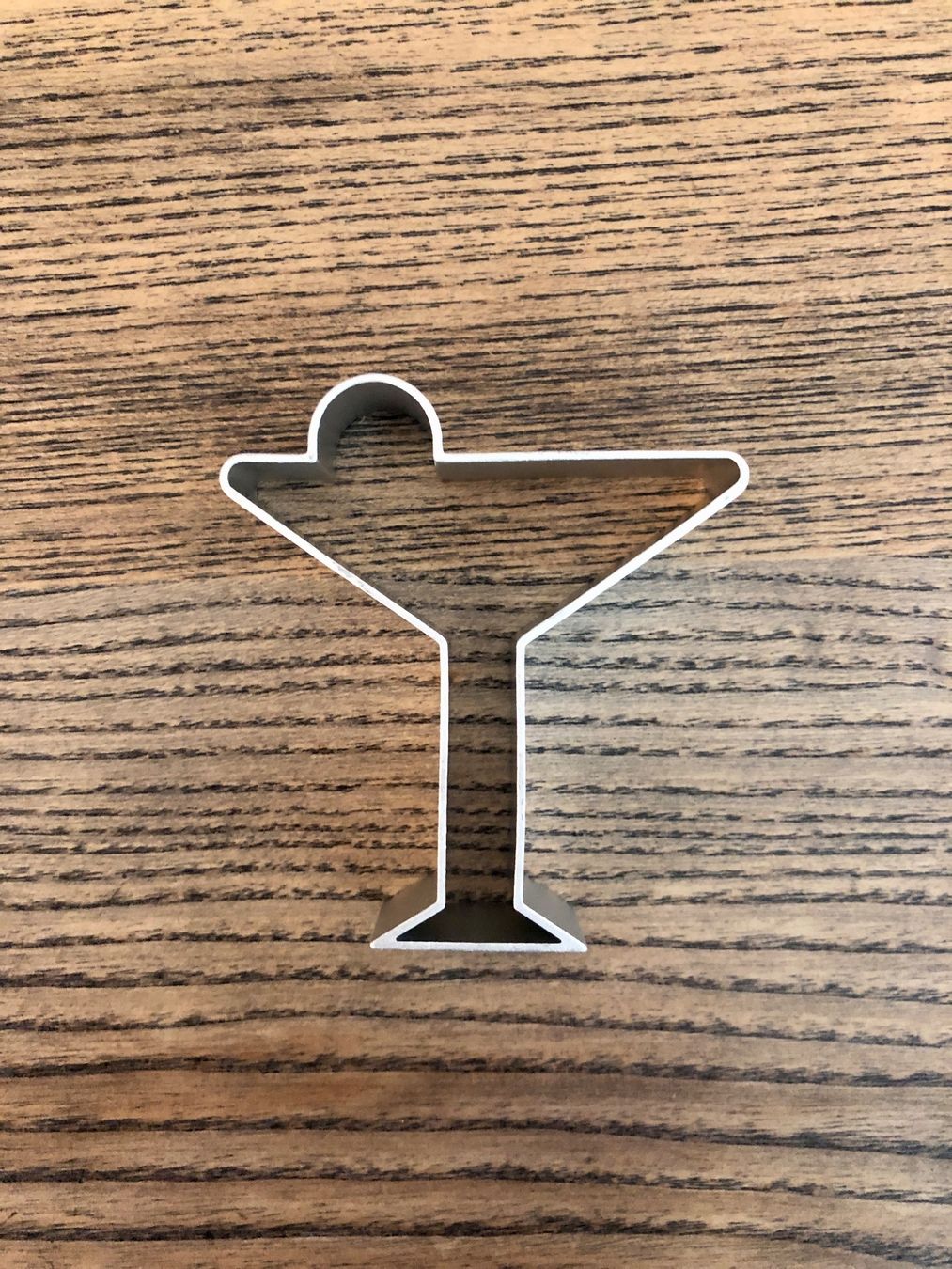 Teglie da forno: Cocktail Glas Ausstechform Guetzli Ausstecher Backform – Nuovo (secondo la descrizione) da Berg am Irchel venduto da Zweiti_Chance