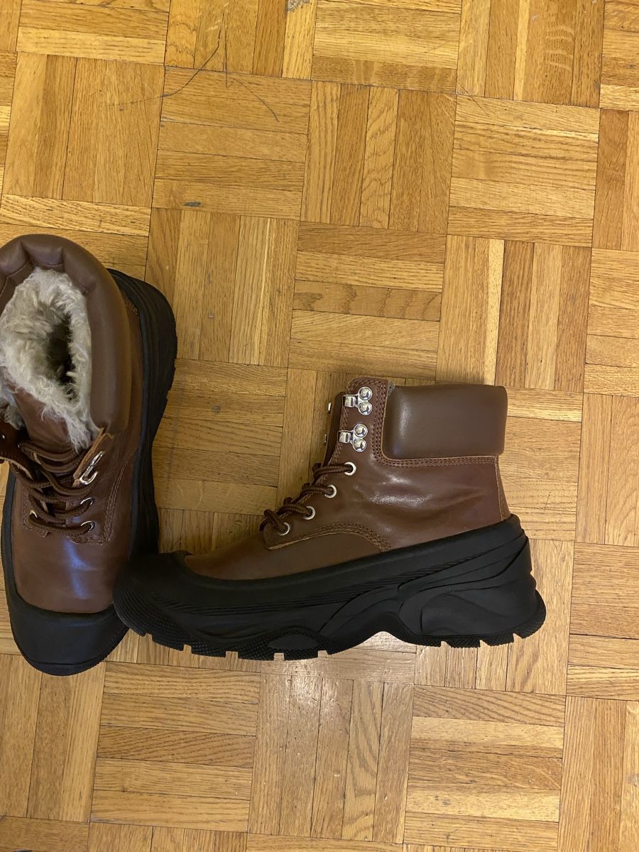 Zara Scarpe da donna: Leder Boots von Zara 40 Neu – Nuovo e nell'imballaggio originale da Adlikon b. Regensdorf venduto da galaxandy 1
