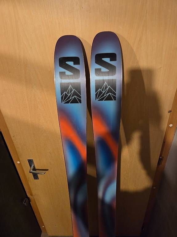 Skis: Salomon QST 98 – D'occasion à Adelboden par nil_xy2l 1