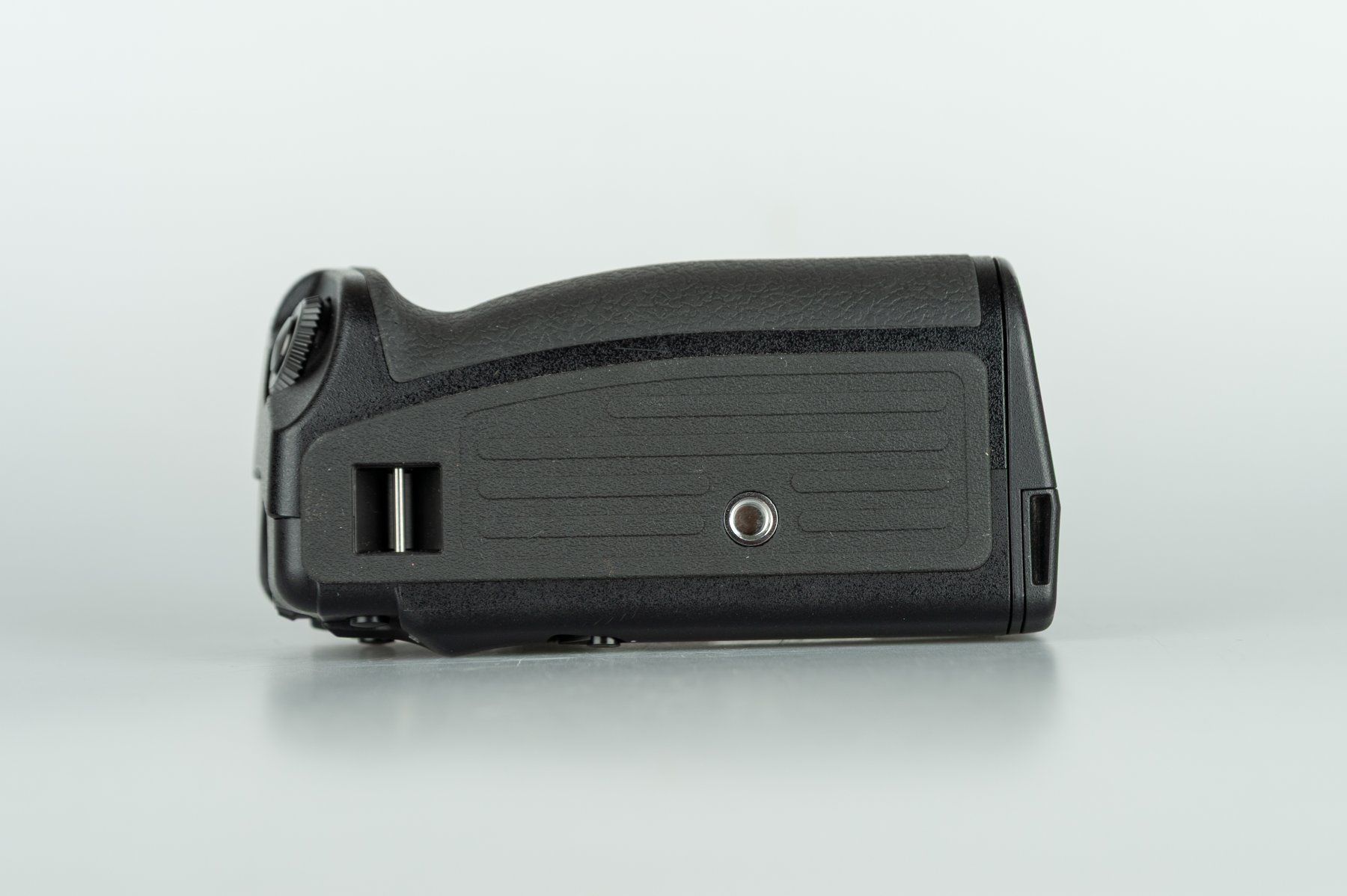 Olympus Altri Accessori: Olympus HLD-9 Batteriegriff zu E-M1 Mark II – Usato da Frauenfeld venduto da foto_winiger_gmbh 7