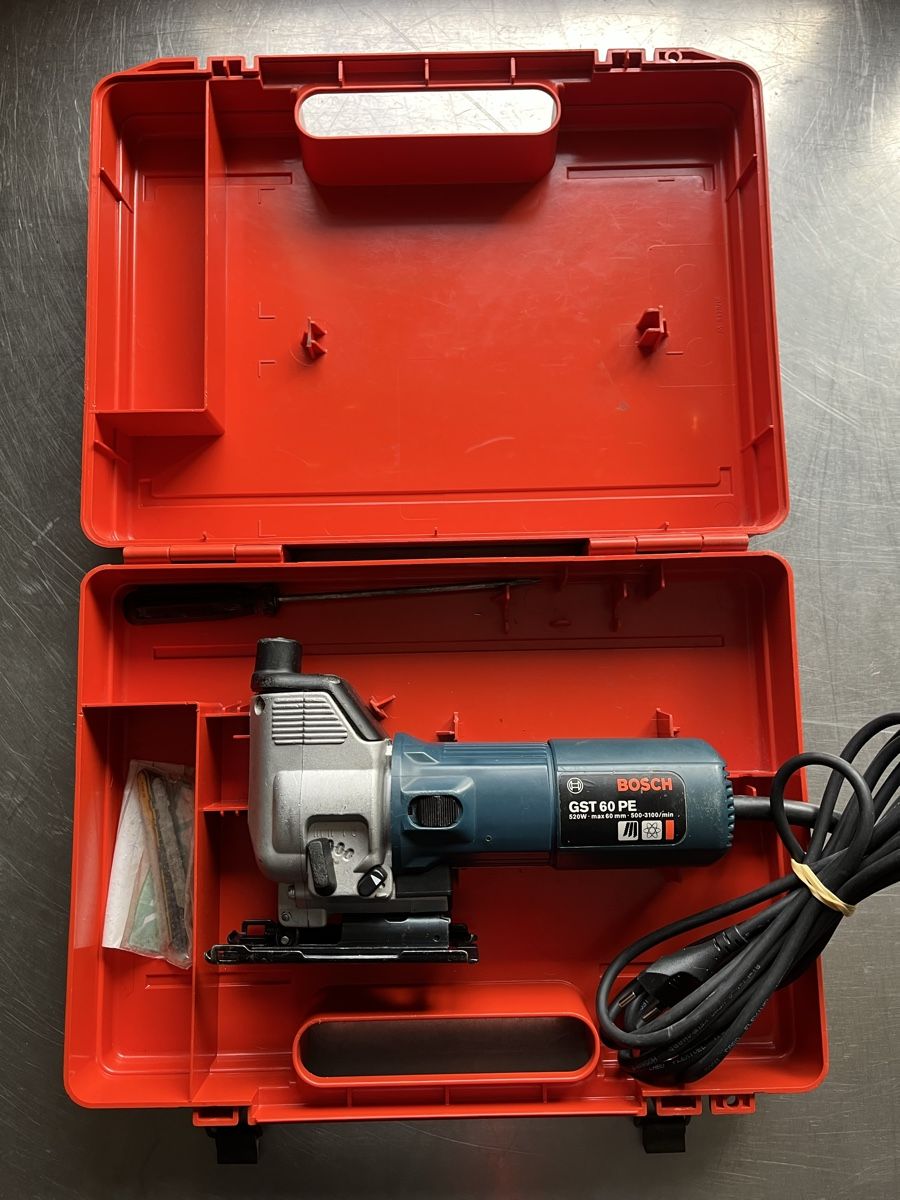 Bosch Scies: Bosch Stichsäge mit Koffer – Défectueux à Altstätten SG par rebull 4