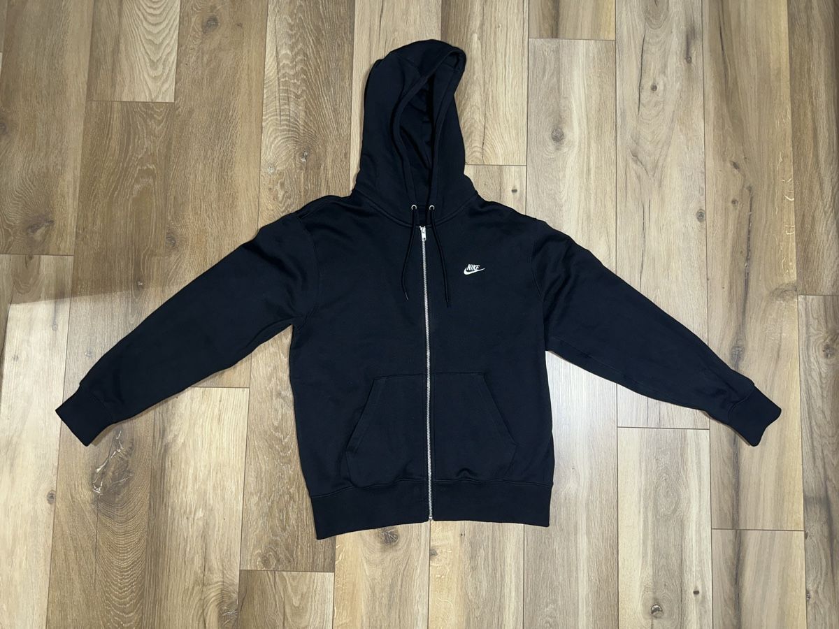 Nike Giacche: Schwarze Nike Kapuzenjacke – Nuovo (secondo la descrizione) da Liebefeld venduto da tru_cj95
