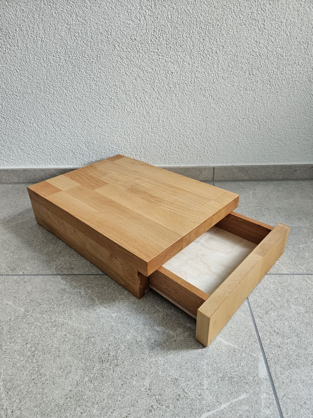 Cuisines complètes: Schneidbrett mit Schublade – D'occasion à Samstagern par Turbo9 1