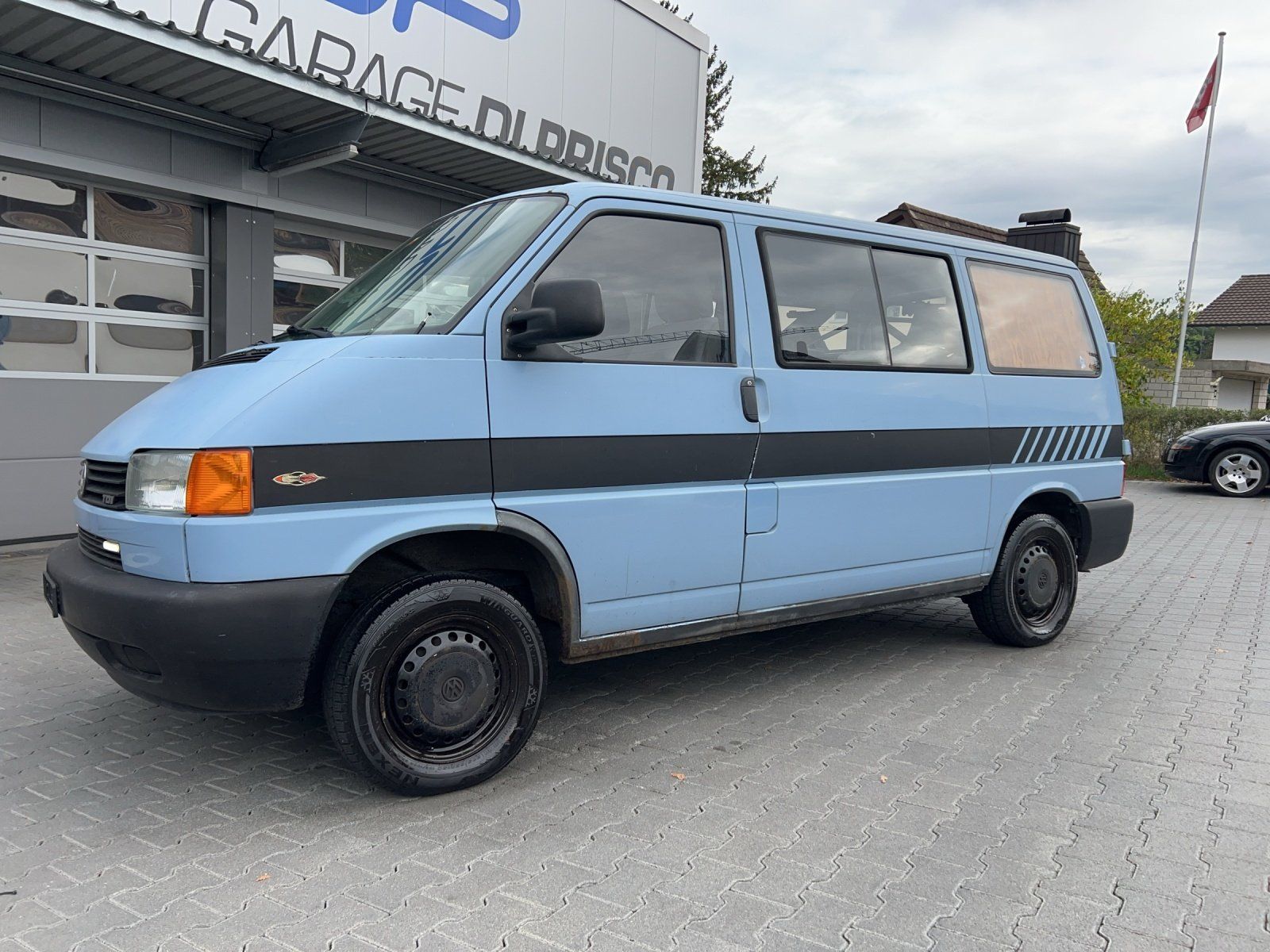 VW Automobili: VW T4 2.5 TDI / Automat – Usato da Kölliken venduto da Apollo74
