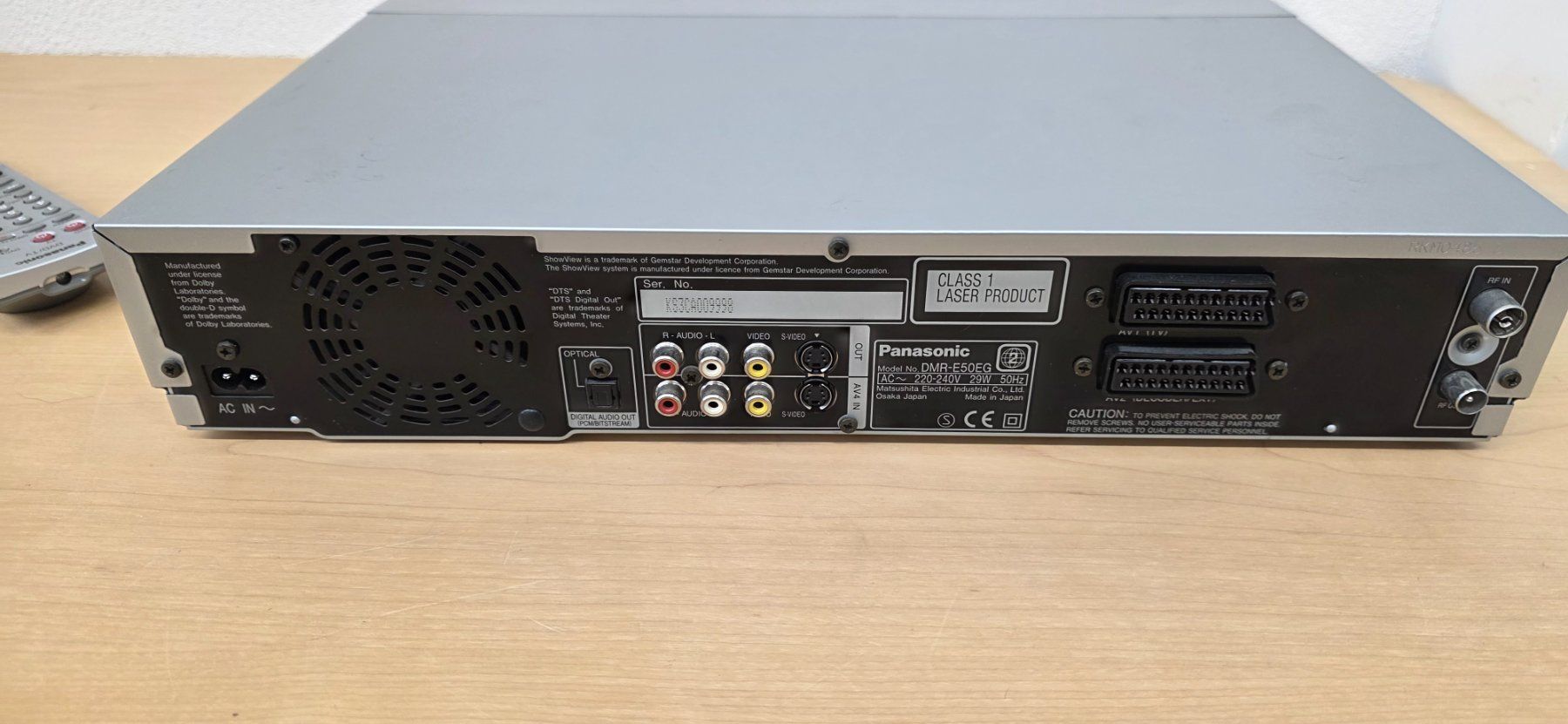Panasonic Registratori: Panasonic DMR-E50 DVD Recorder Abspielgerät – Usato da Elgg venduto da computerbrocki 2