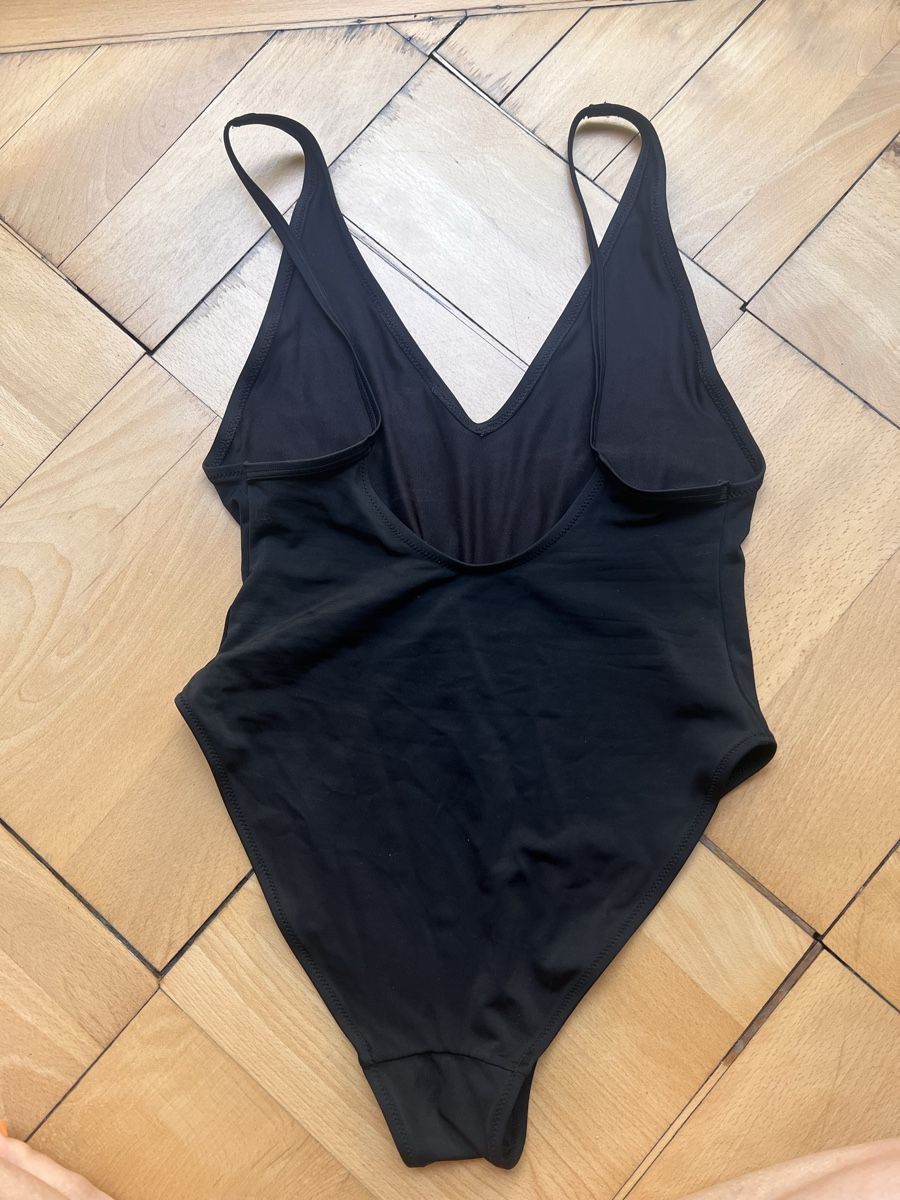 Weekday Costumi da bagno & Bikini: Badeanzug Weekday Avery schwarz Groesse S – Usato da Zürich venduto da romcam 1