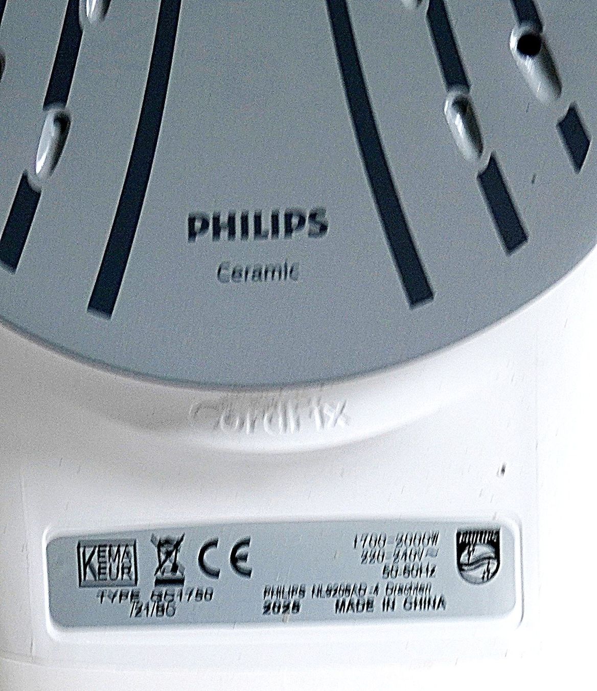 Philips Bügeleisen: Dampf-Bügeleisen Philips 2000W – Gebraucht aus Baar von 2cvbaar 2