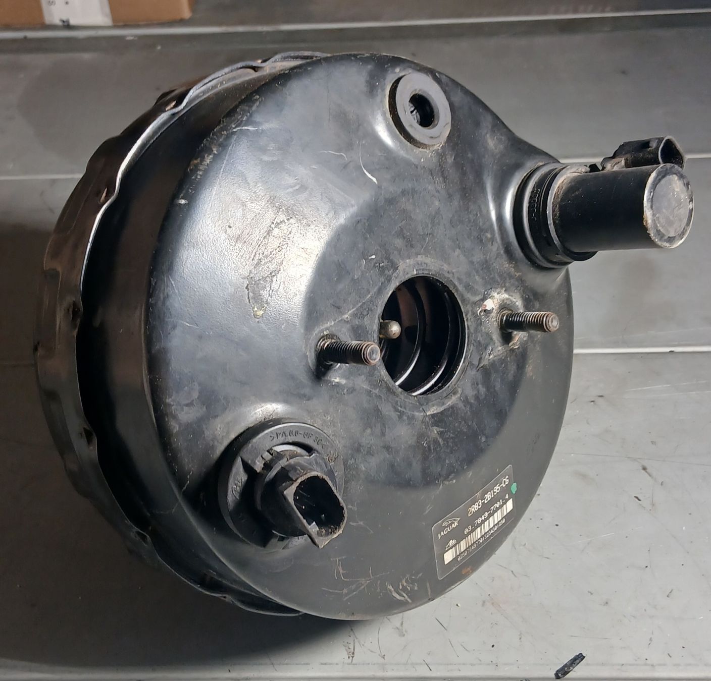 Jaguar Tutti pezzi di ricambio auto: Servofrein Jaguar S-Type – Usato da la heutte venduto da Auto-stock