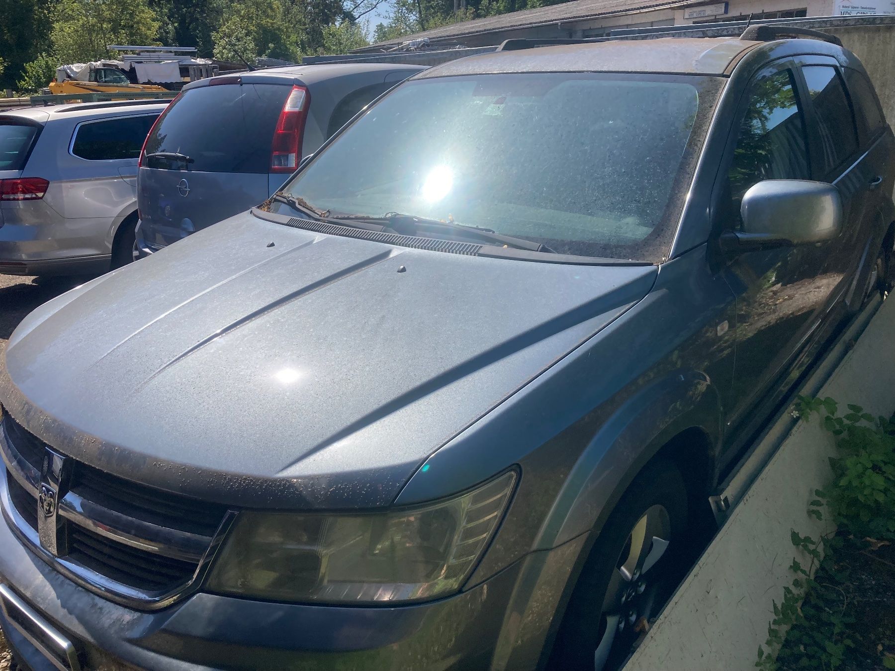 Dodge Autos: DODGE Journey 2.0 TD – Défectueux à Messen par Auktion-85 1