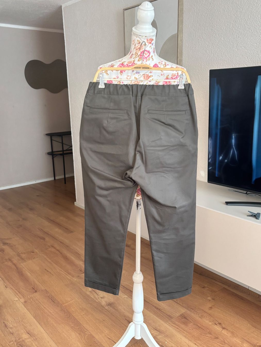 Lis Lareida Hosen: Lis Lareida Hose Baumwolle – Gebraucht aus St. Margrethen SG von dijanaO 2