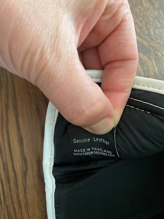 Guanti & manicotti: Neu! Muay Thai Boxhandschuhe – Usato da Arbon venduto da natalily82 2