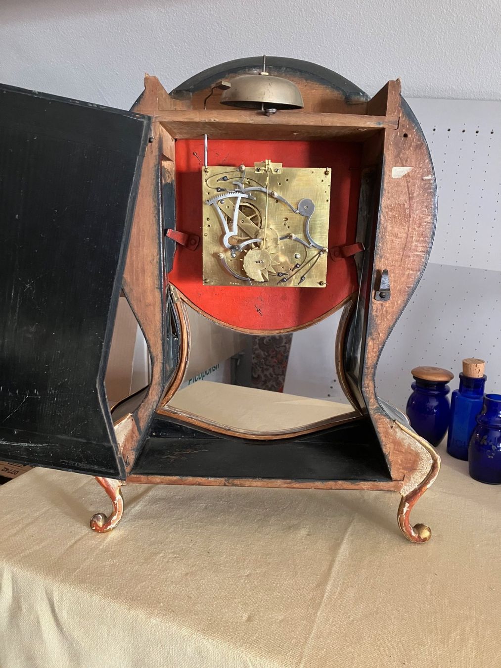 Orologi da terra & Orologi da parete: Pendule fribourgeoise Guisolan  noir & or  excellent état – Usato da Yverdon-les-Bains venduto da rapver 2