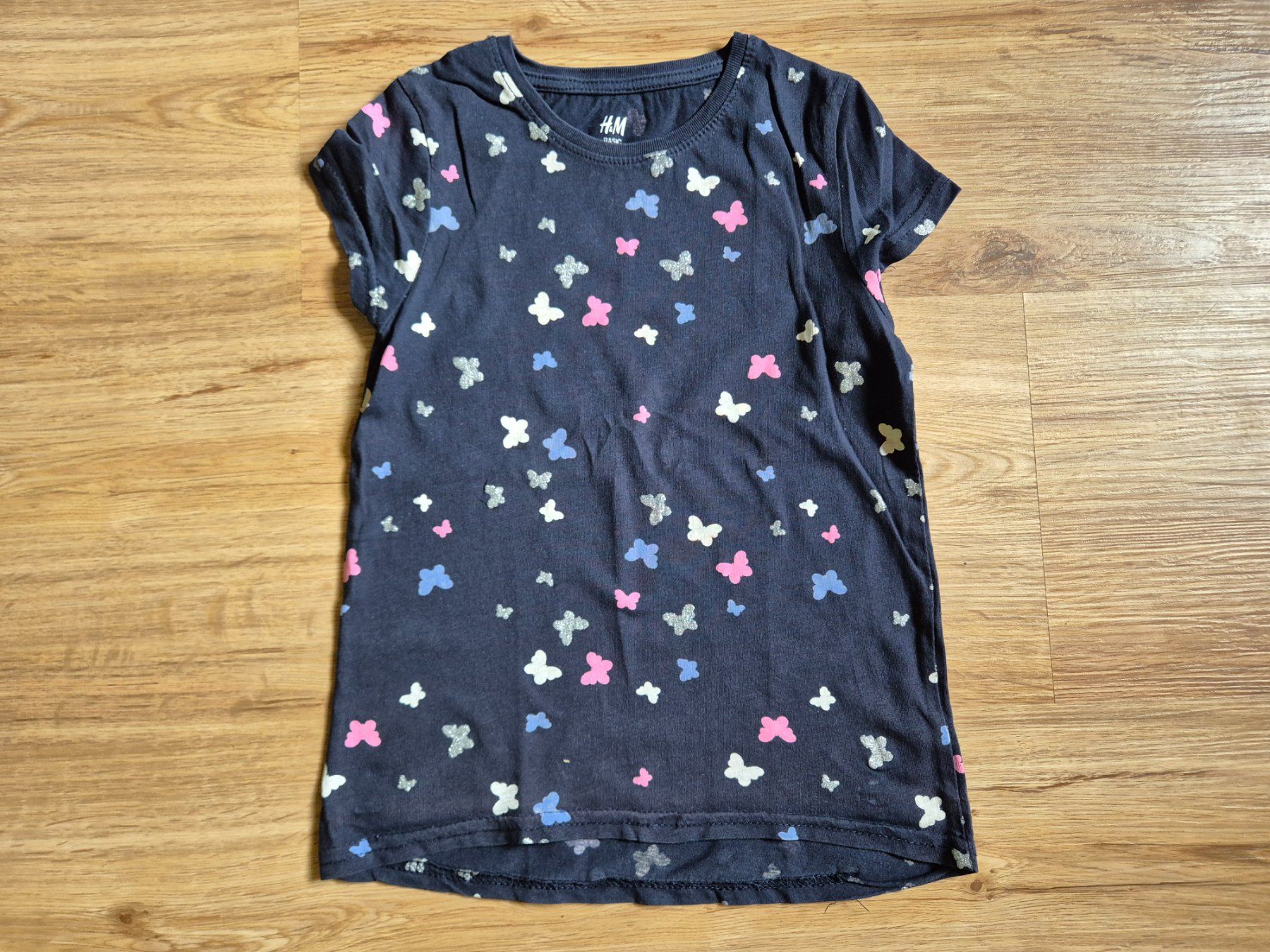 H&M Camicette, T-shirt & Top: T-Shirt Gr. 110/116 – Usato da Giswil venduto da 0G6 3