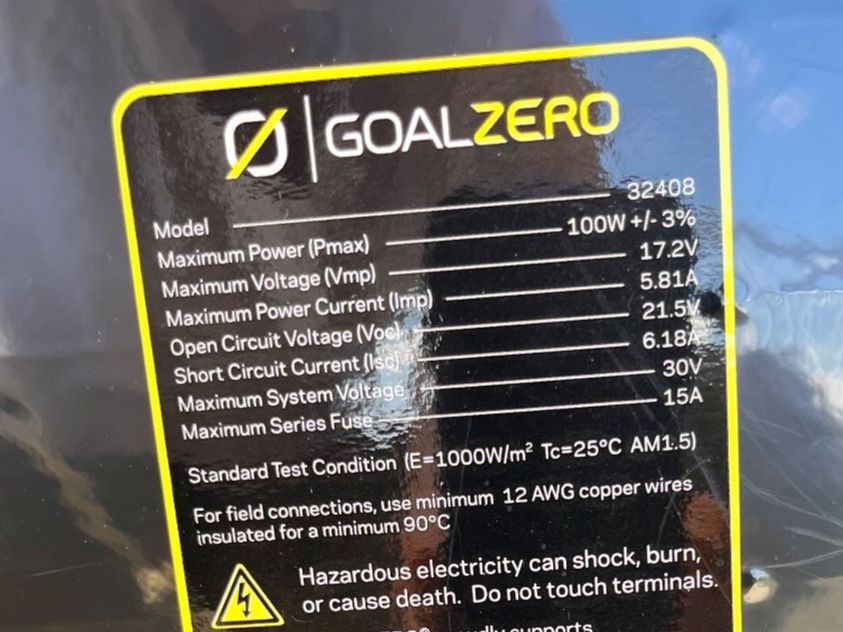 Goal Zero Dispositivi a energia solare: Goal Zero Boulder 100 Briefcase 100 W – Usato da Niedergösgen venduto da .Pete. 1