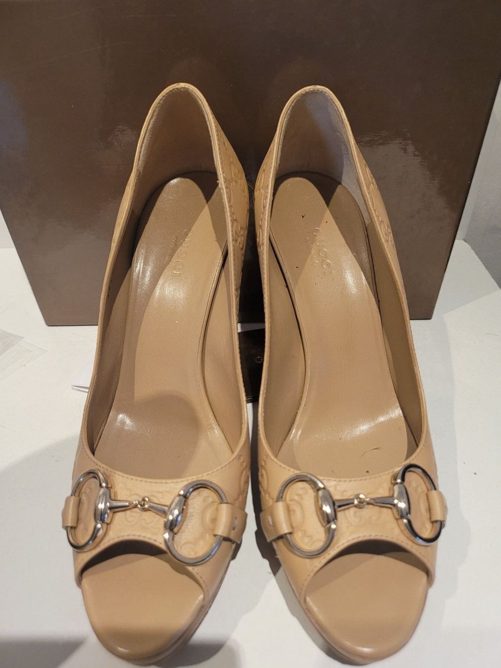 Gucci Scarpe da donna: Gucci Pumps Beige Leder – Usato da Binningen venduto da lieblingsstyle 2