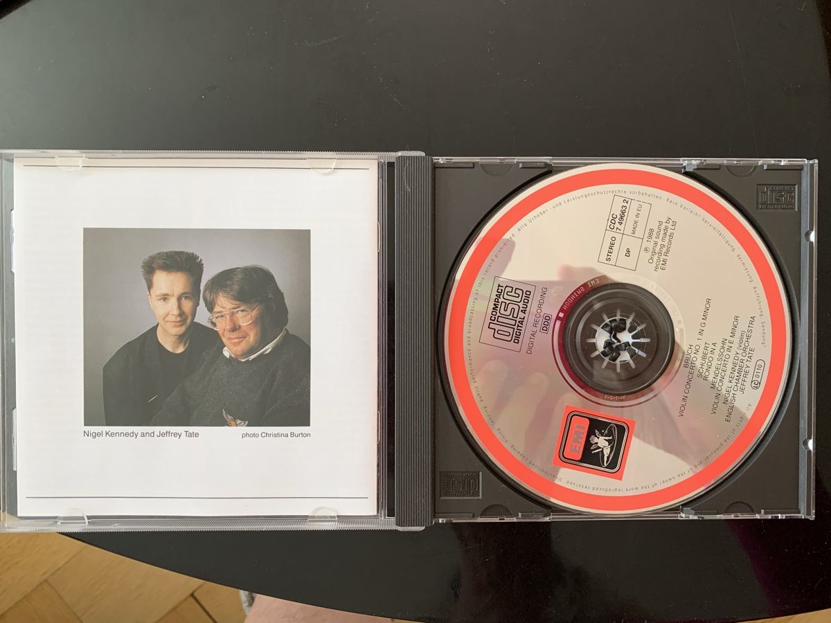 CD: Nigel Kennedy: Mendelssohn/Bruch - Violinkonzerte CD – Usato da Biel/Bienne venduto da senoi 2