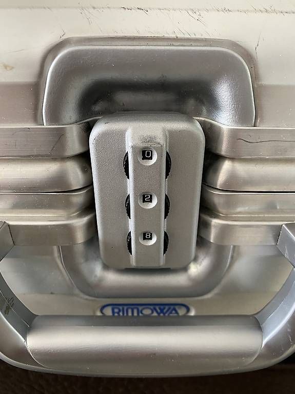 Valigie: Original Rimowa Alukoffer – Usato da Bäch SZ venduto da Captein 1