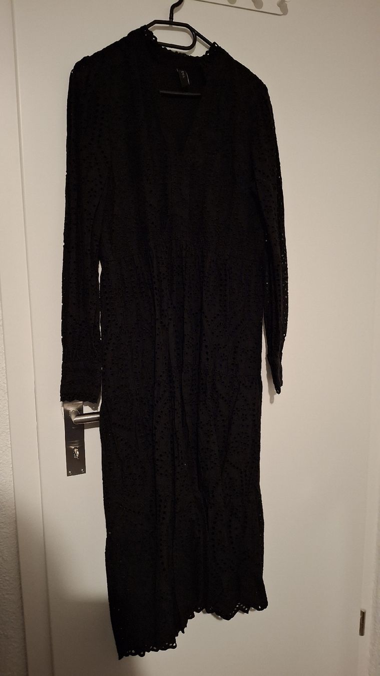Vestiti: langes YAS Kleid Gr. M – Usato da Wil SG venduto da FionaSmile 1