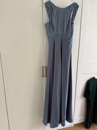 Abendkleid lang blau ärmellos aus Satin guter Zustand